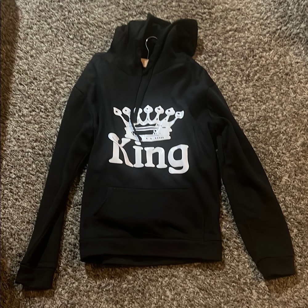 SHEIN Black Hoodie with king/crown Graphic